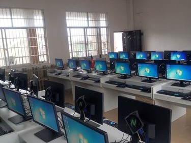 学生