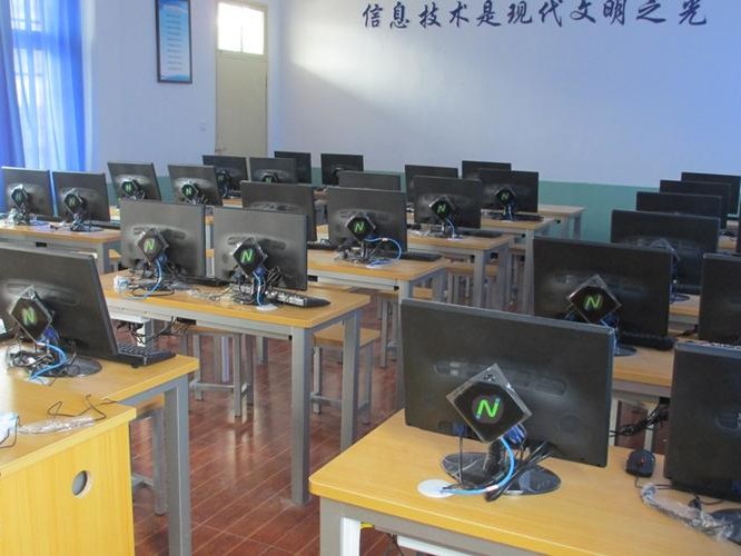 学校