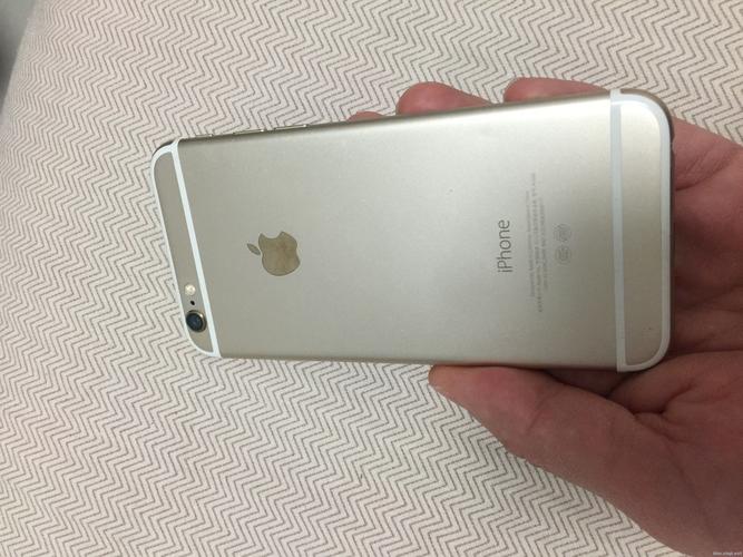 为什么苹果6照片模糊?