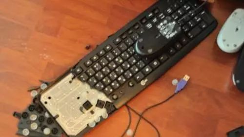 键盘为什么时好时坏?